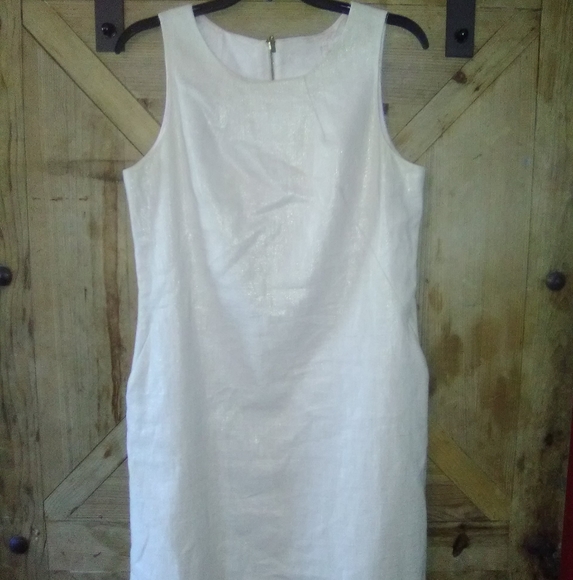 Dress - Picture 1 of 2